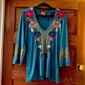 Johnny Was embroidered LS shirt L